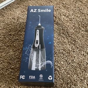 Cordless Dental Flosser (brand new)